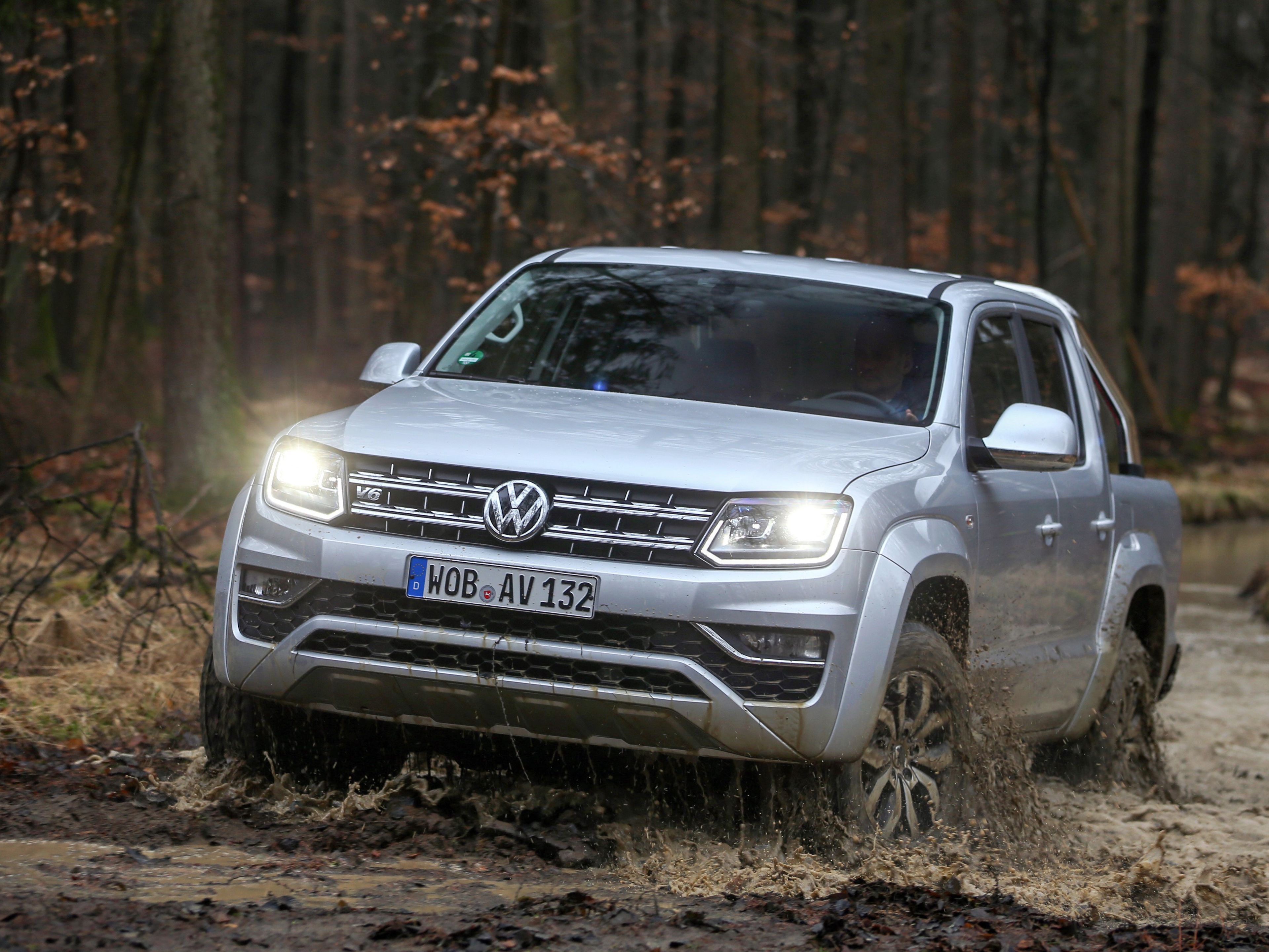 VW Amarok V6 silber