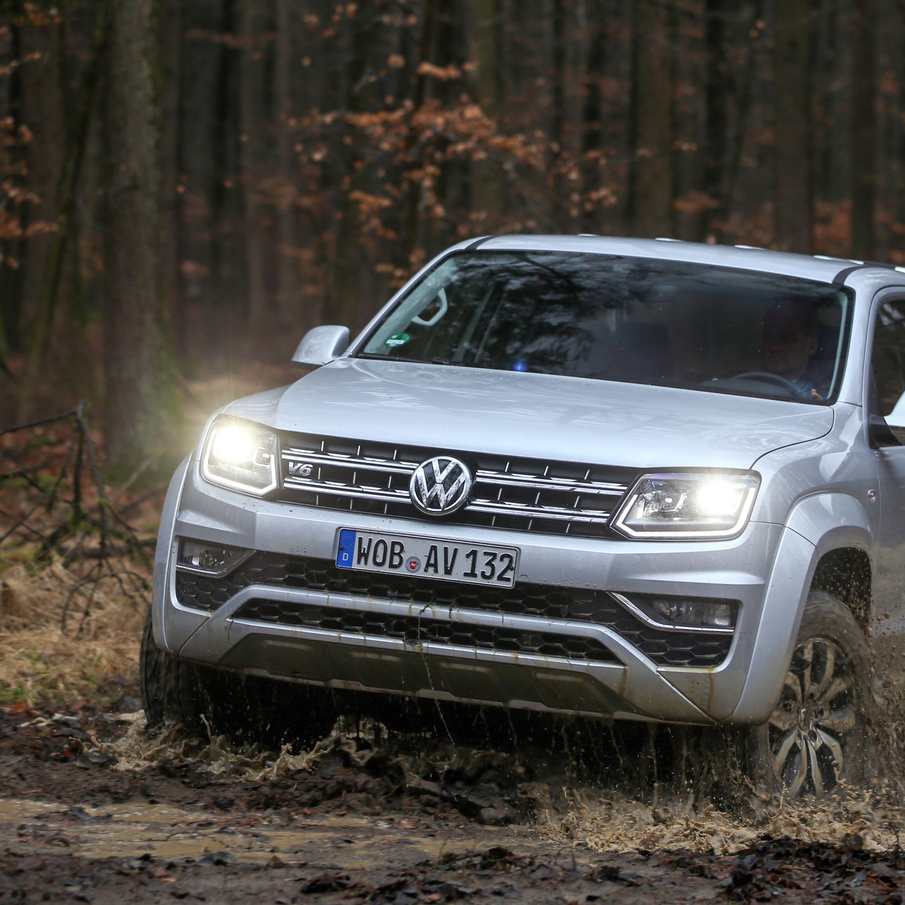 VW Amarok V6 silber