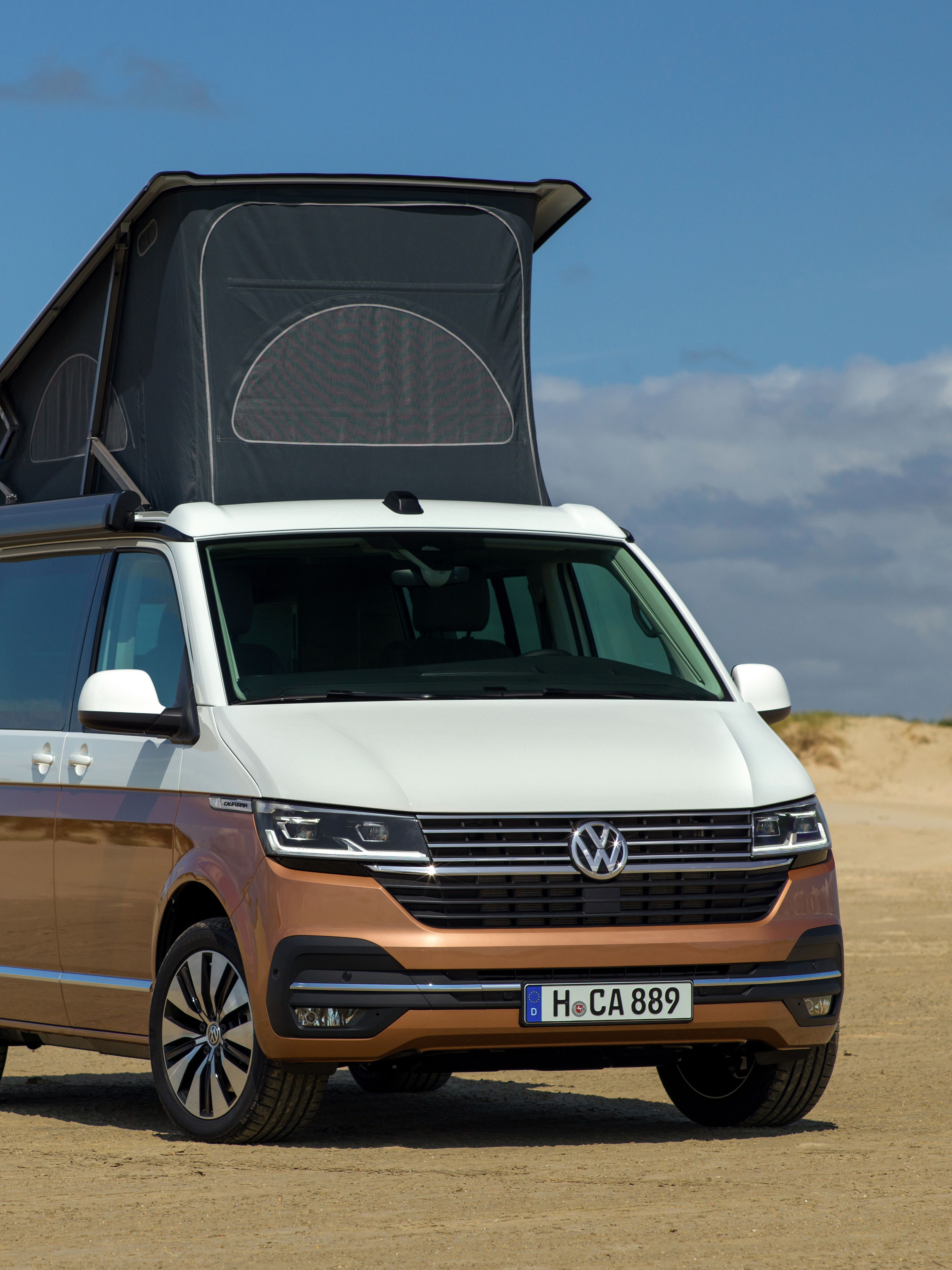 VW T6.1 California Front Zweifarblackierung Aufstelldach